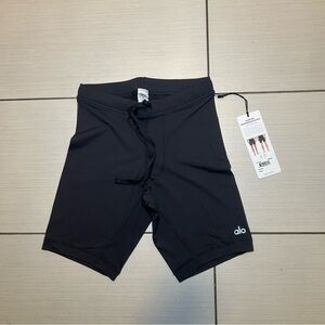 Alo Warrior Compression Shorts NWT Mens sz S